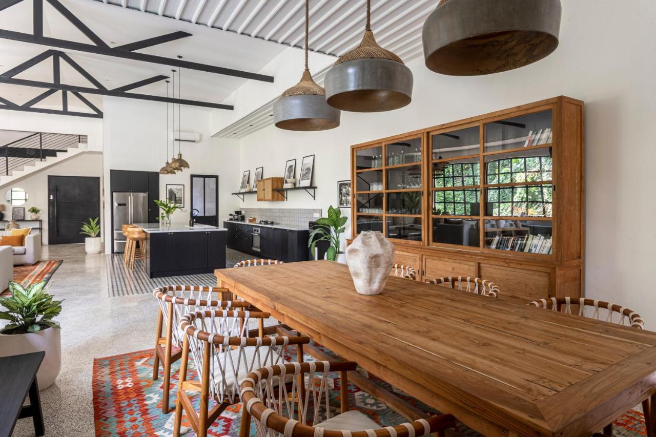 Villa Badoum Guesthouse Canggu  Luaran gambar